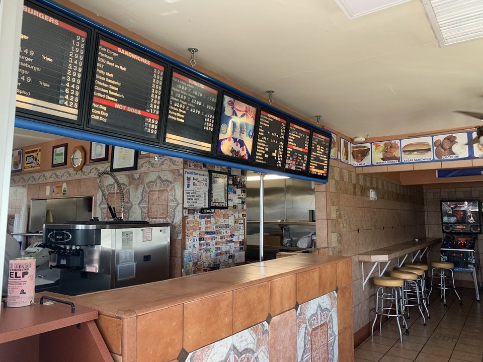 Drive-through lane at a casual restaurant.